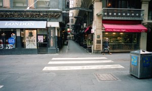 centre entrance R4a 35mm042