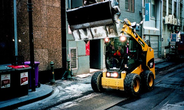 11004005006_6da8fee1bd_z