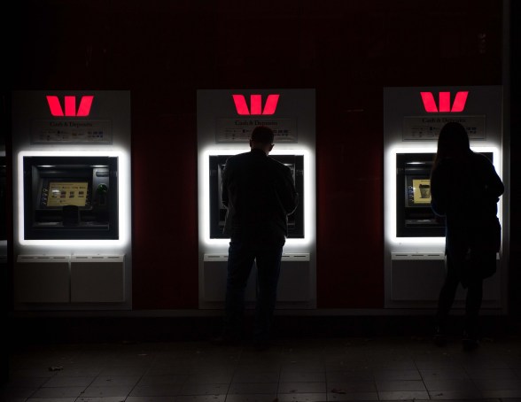 17745286969_099089f171_k